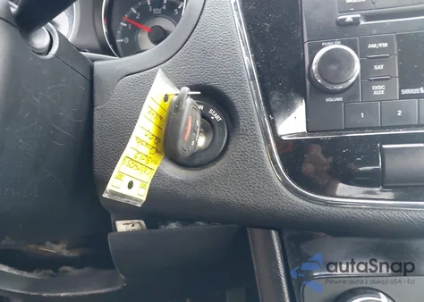 2012 Chrysler 200 Touring z USA, uszkodzony, nr VIN 1C3CCBBB0CN104255